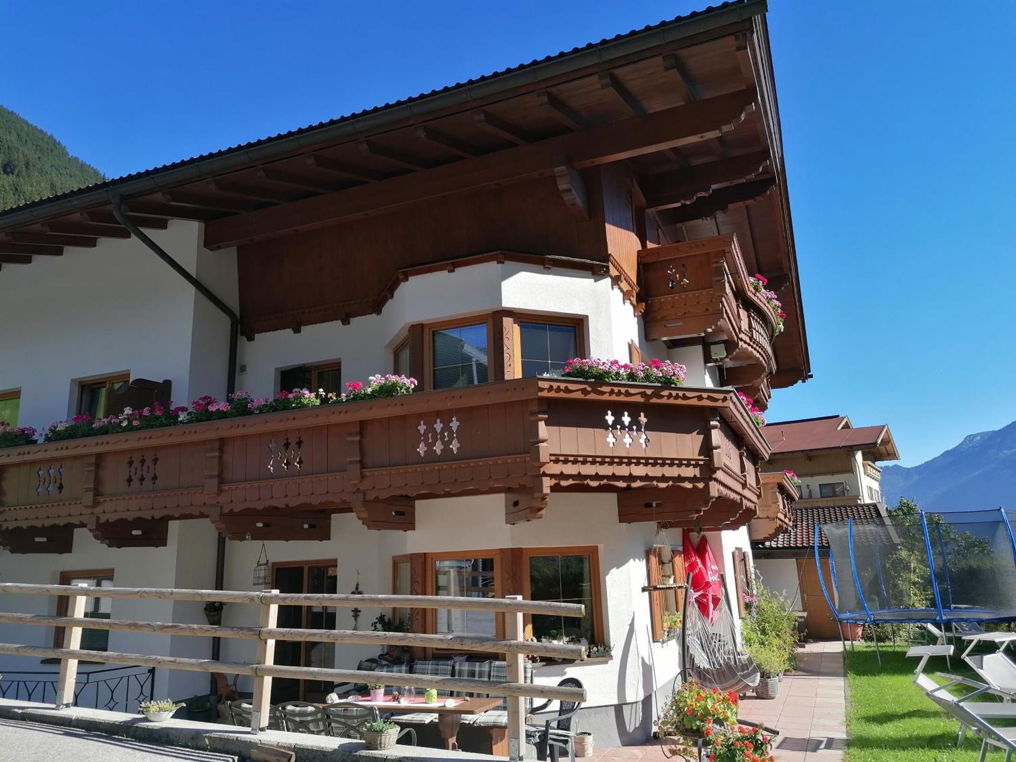 Apartamento Zellerhof Finkenberg Exterior foto